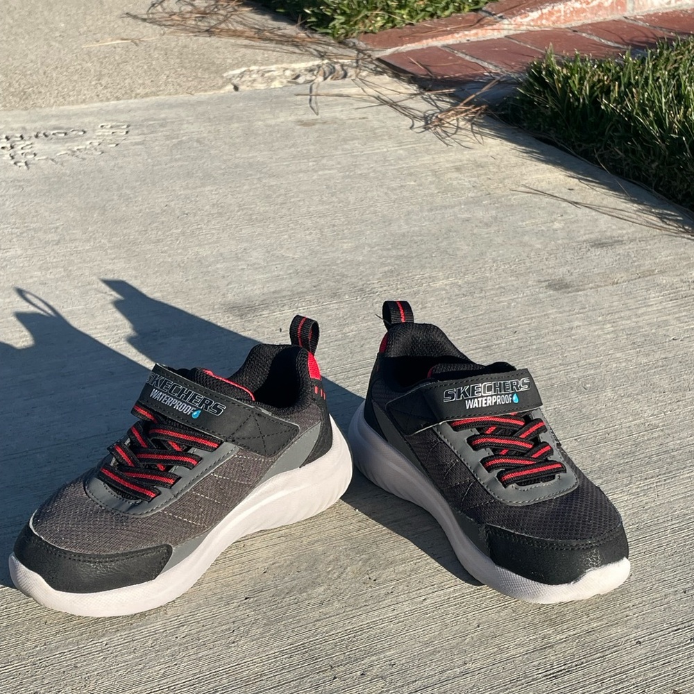 Skechers Waterproof School Sneakers – Youth 12.5